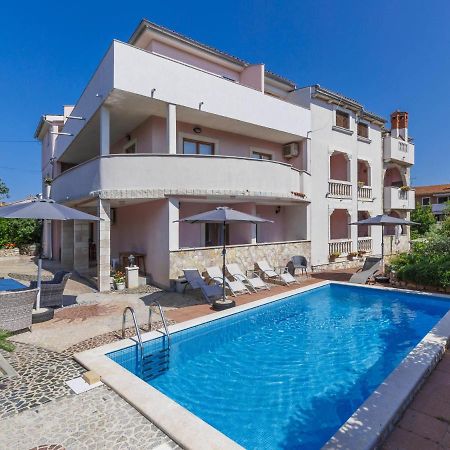 Apartment Romantika-1 By Interhome Rovinj Exterior photo